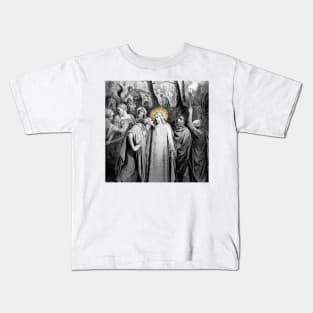 Universal traitor Judas gives the kiss of betrayal to the face of Jesus Christ Kids T-Shirt